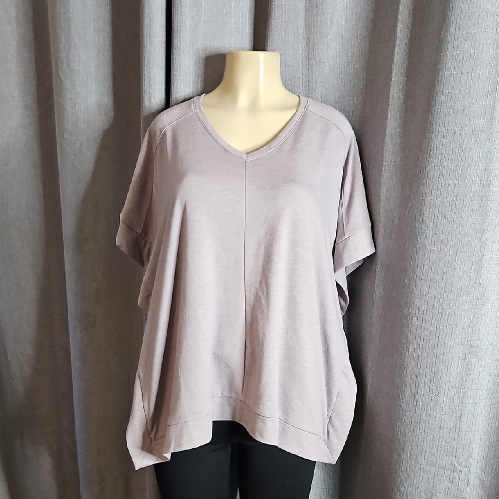 SONOMA SOFT TOUCH PONCHO SIZE SML-MED LAVANDER